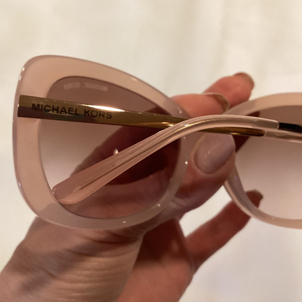 Michael Kors MK 2043 Eda 323013 55/18 140 Pale Pink Sunglasses - Picture 7 of 12